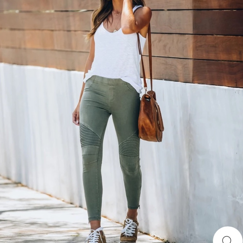 Beulah Olive Green Jeggings with Moto Details